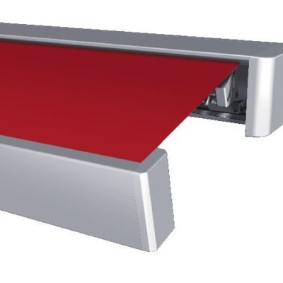 Markise mit eckigen Kasten Markise mit eckigen Kasten